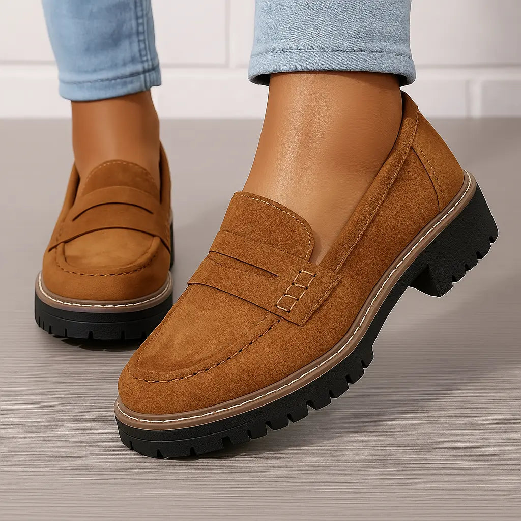 Nadia | Mocasines de ante atemporales
